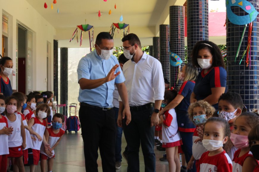 ​Inspetor visita o Colégio Salesiano de Aracaju