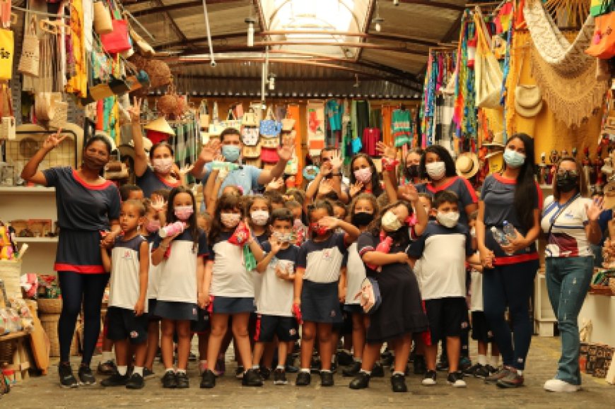 ​Estudantes Salesianos visitam o centro de Aracaju