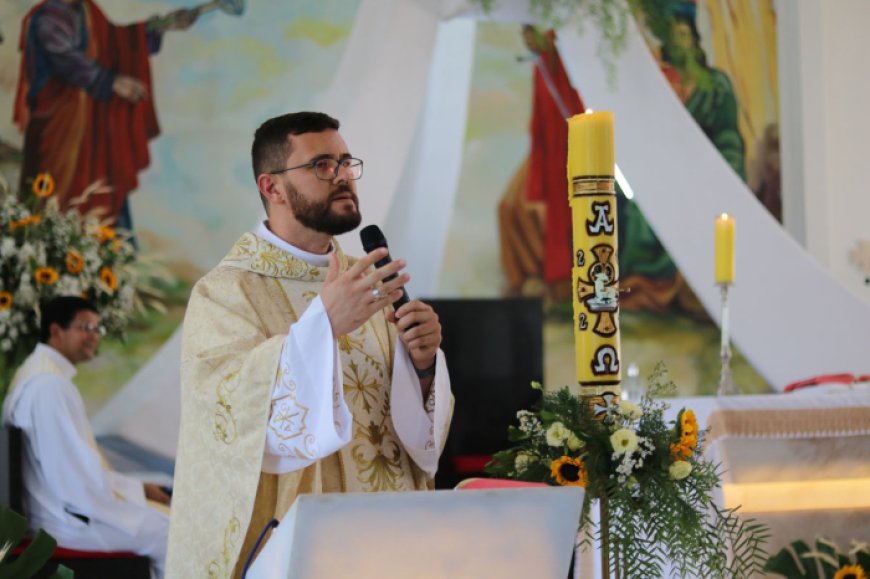 Salesiano Aracaju celebra a Santa Missa de Páscoa