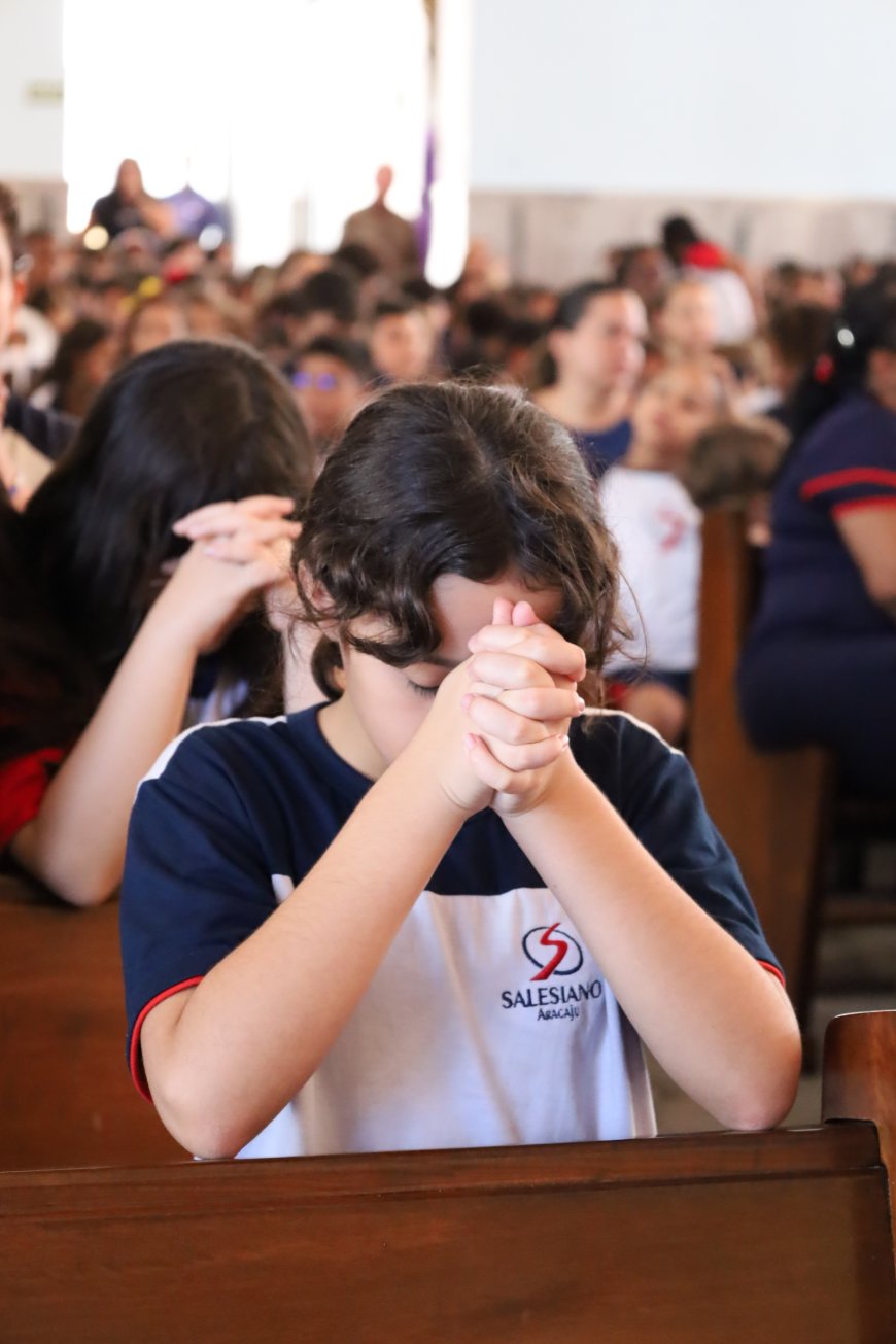 Celebração da páscoa no Salesiano Aracaju
