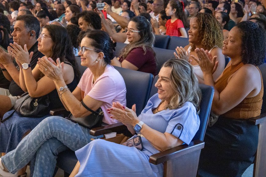 Família Salesiana celebra cantata de páscoa 