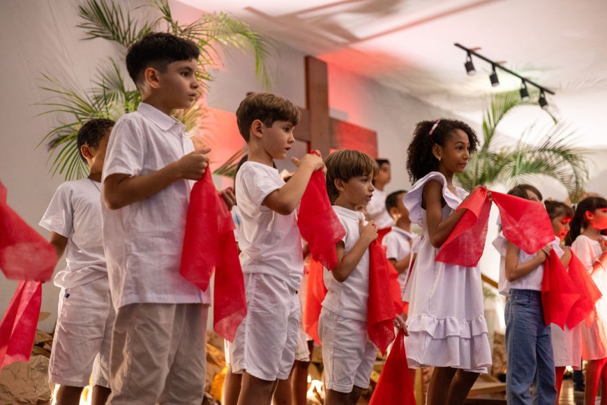 Família Salesiana celebra cantata de páscoa 