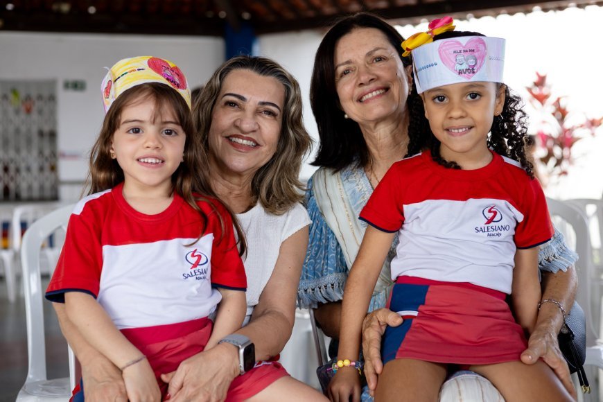 Colégio Salesiano celebra o Dia dos Avós com homenagens especiais