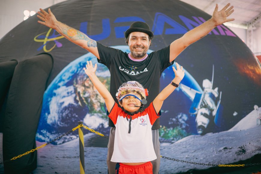 Salesiano Aracaju explora o universo em Planetário Móvel