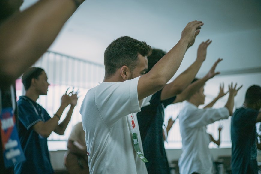 Vigília Jovem 2025 “A esperança não decepciona”